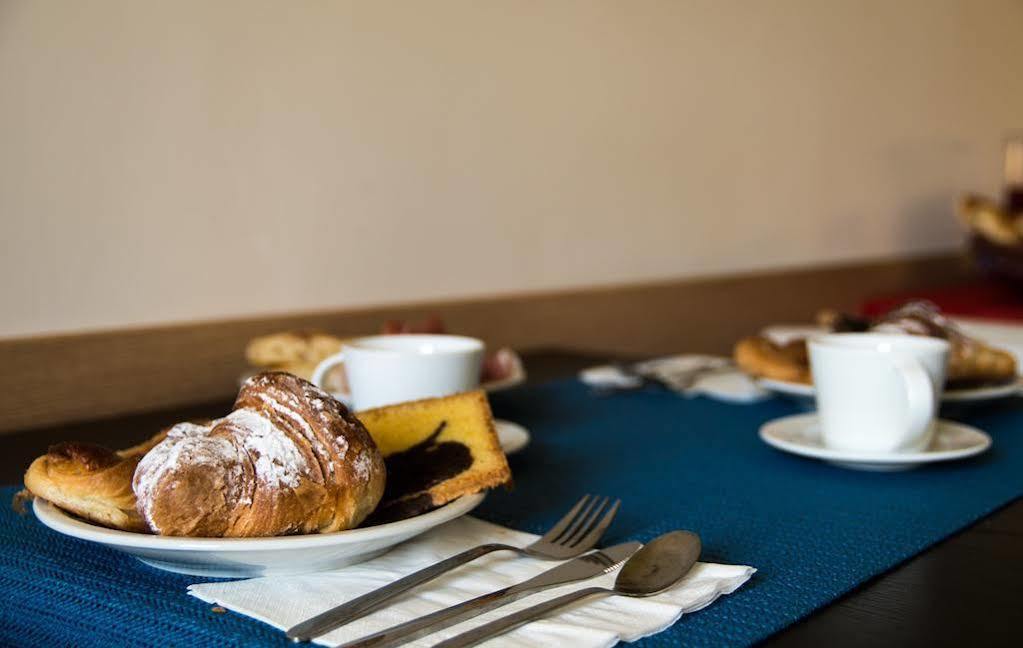 Sotto Il Sole Di Roma Bed & Breakfast Bagian luar foto