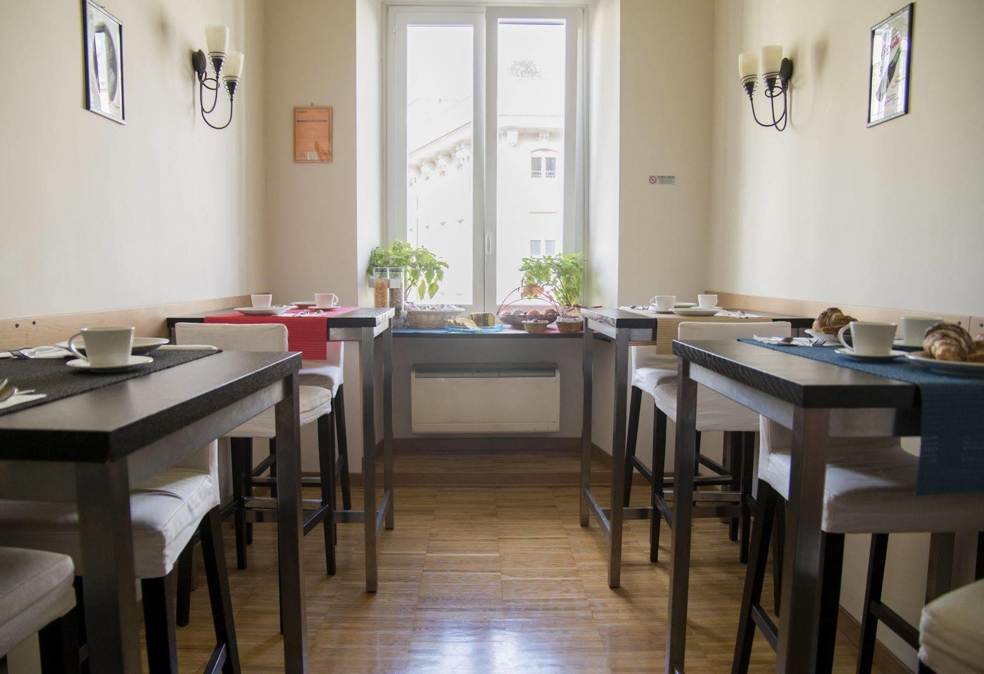 Sotto Il Sole Di Roma Bed & Breakfast Bagian luar foto