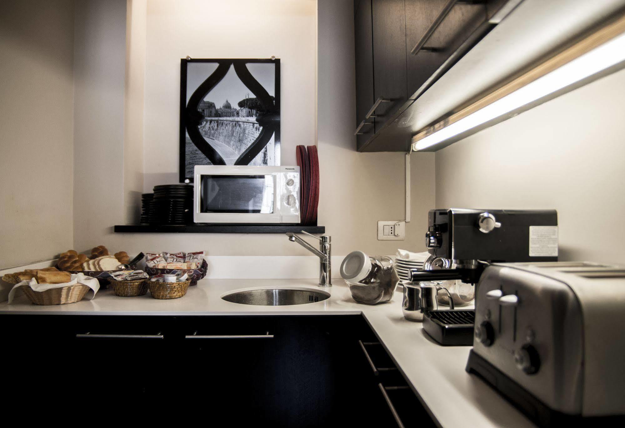 Sotto Il Sole Di Roma Bed & Breakfast Bagian luar foto